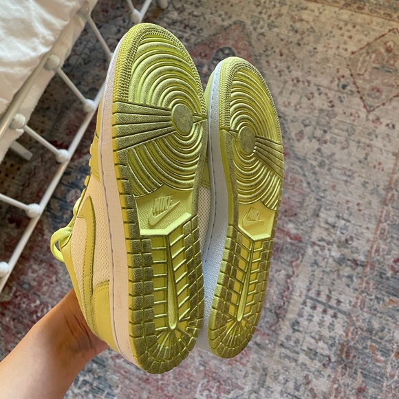 Nike Air Jordan 1 - Picture 10 of 10